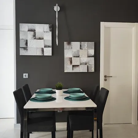 Brisas Apartment, * 푸에르토델로사리오